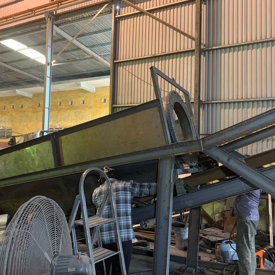 làm máy sàng cát theo yêu cầu